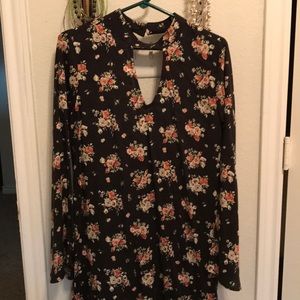 Floral keyhole dress with bell sleeves